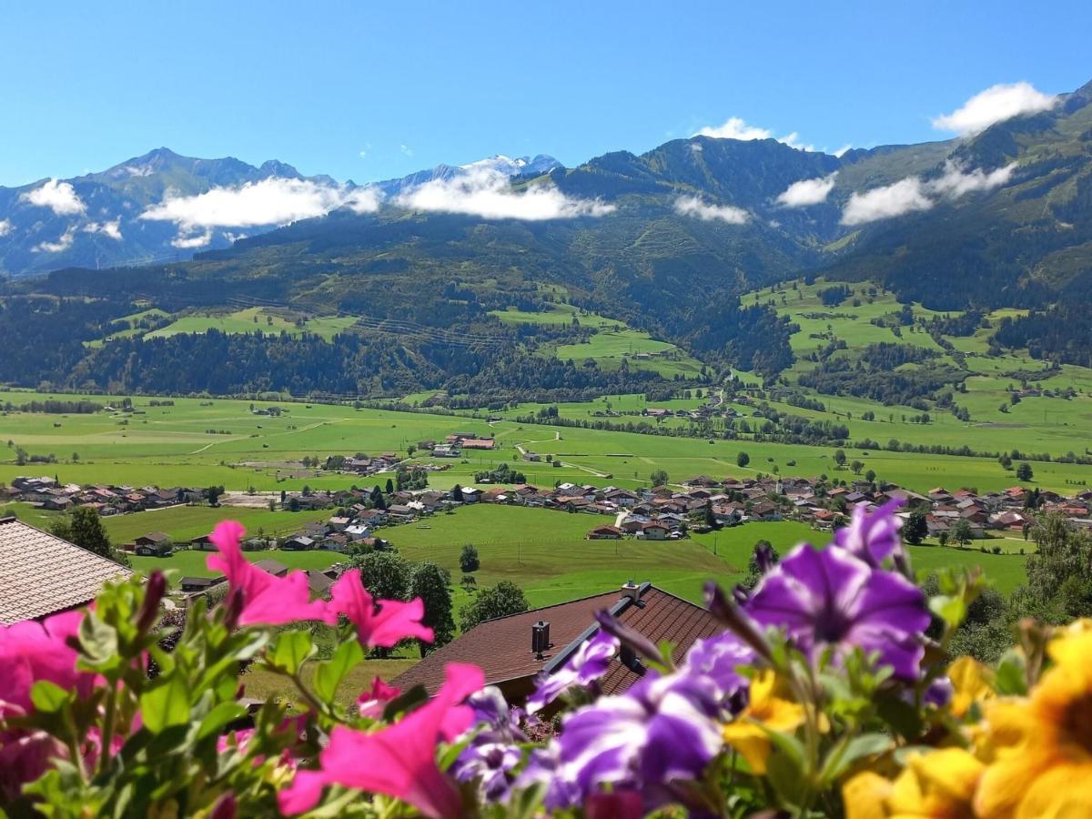 Bright Flat Close To The Ski Area Piesendorf Luaran gambar