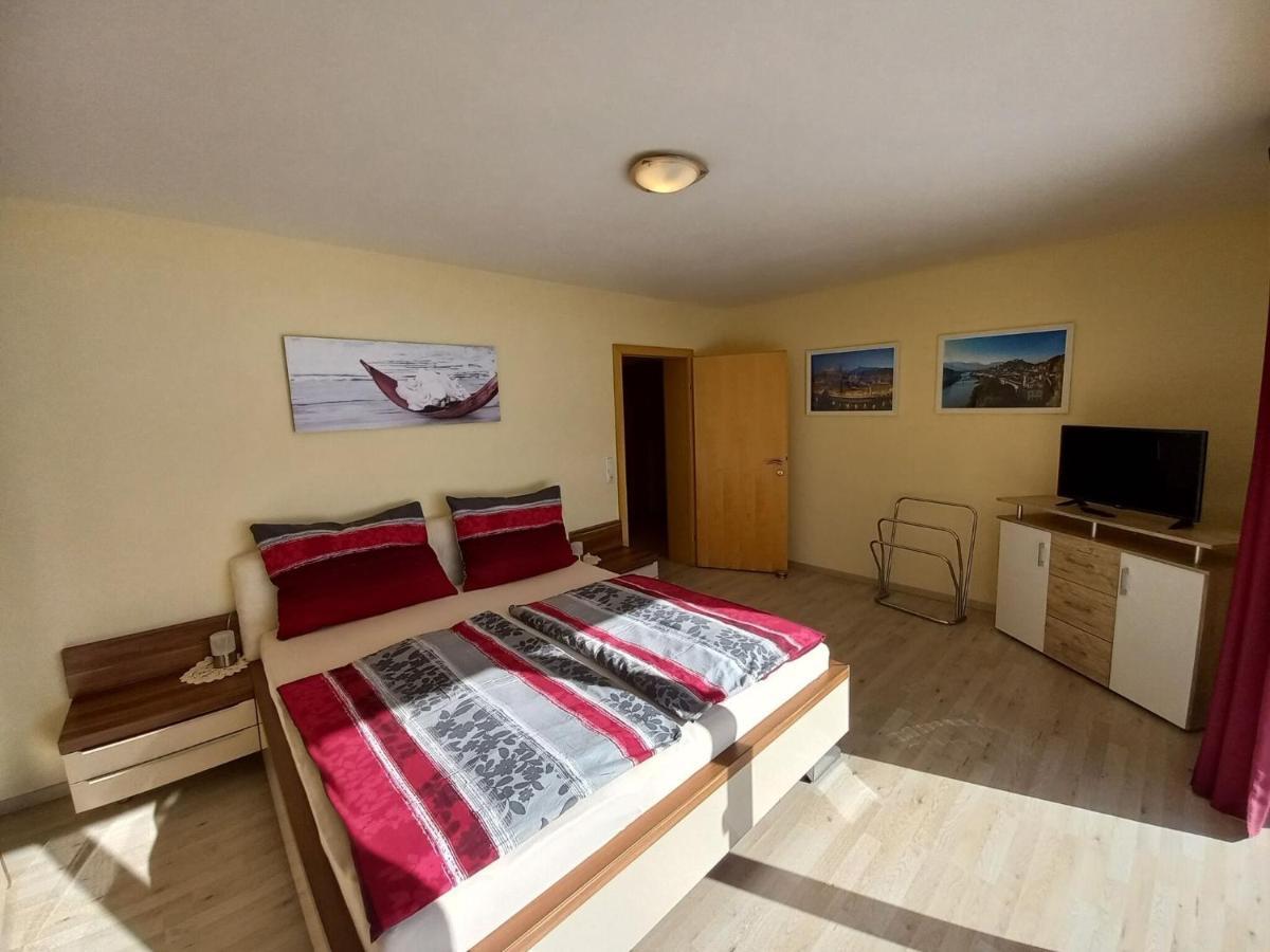 Bright Flat Close To The Ski Area Piesendorf Luaran gambar