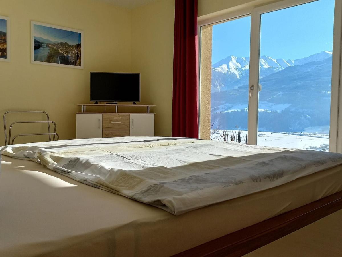 Bright Flat Close To The Ski Area Piesendorf Luaran gambar